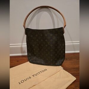 Louis Vuitton GM Looping Zippered Bag
